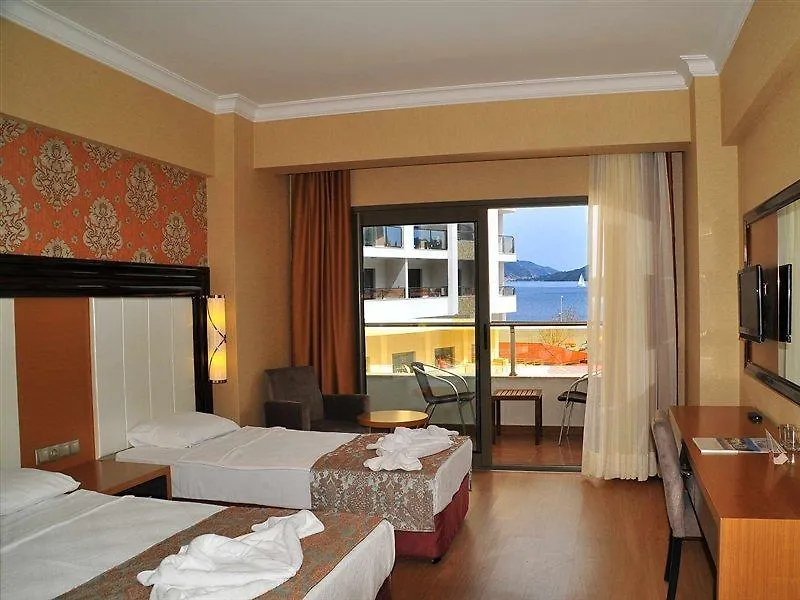 Golden Rock Beach Marmaris Turcja